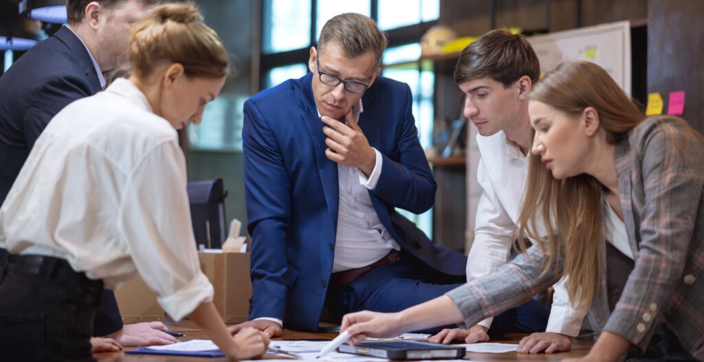 aide au développement commercial et stratégique